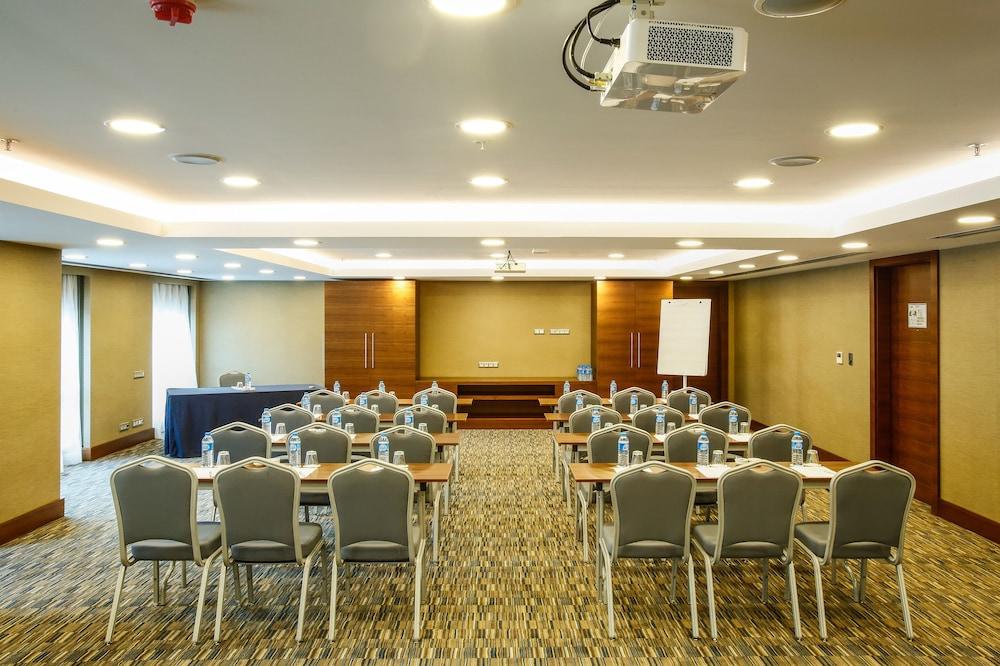 데데만 보스탄시 이스탄불 호텔&컨벤션 센터 외부 사진 Meeting room