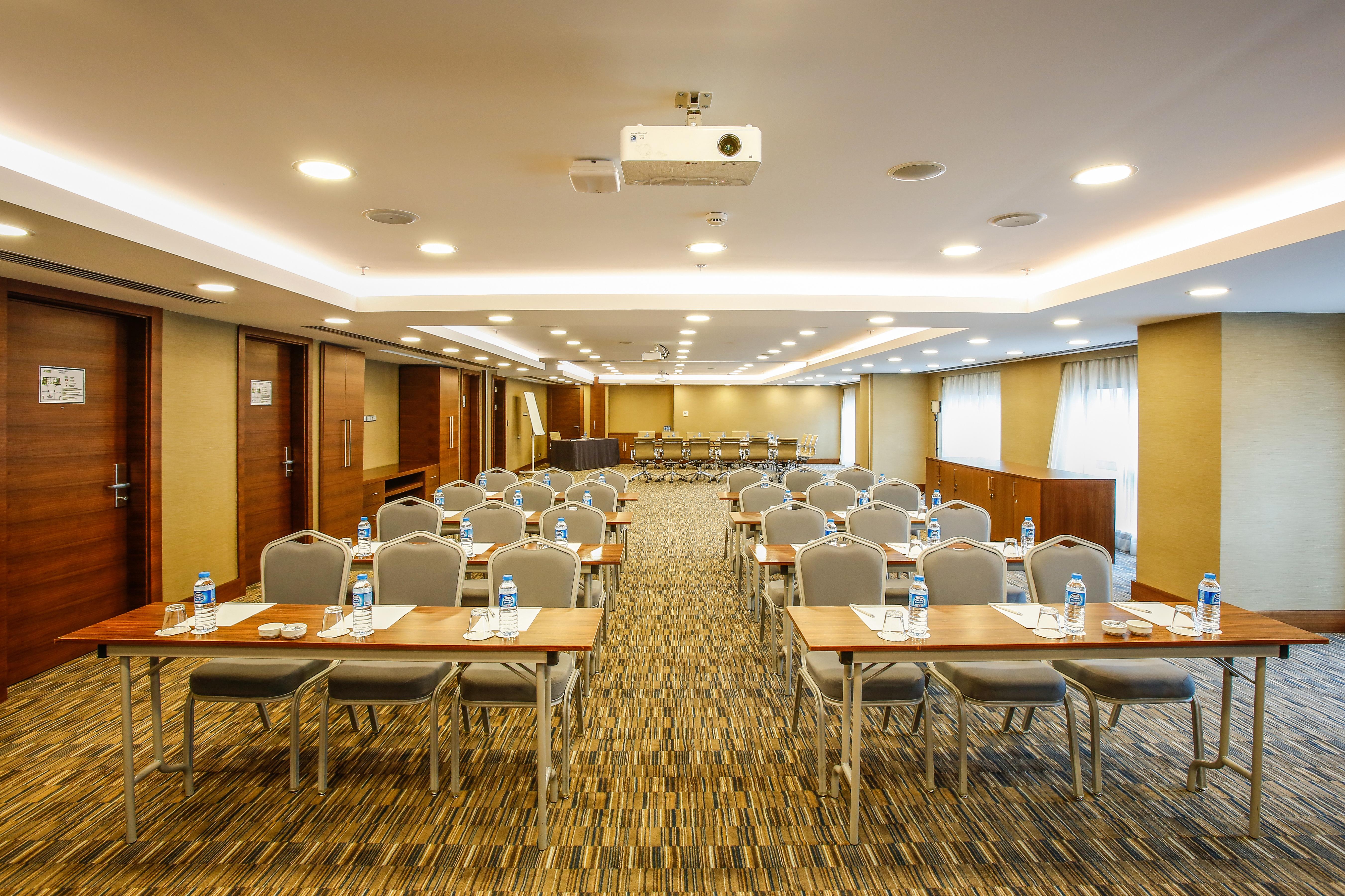 데데만 보스탄시 이스탄불 호텔&컨벤션 센터 외부 사진 Meeting room